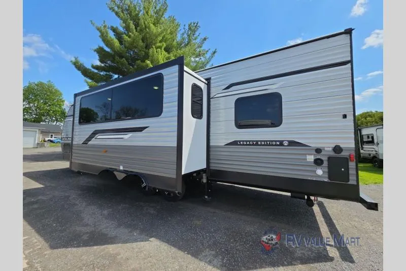 2026 Coachmen Catalina Legacy Edition 293TQBSCK - Photo 4