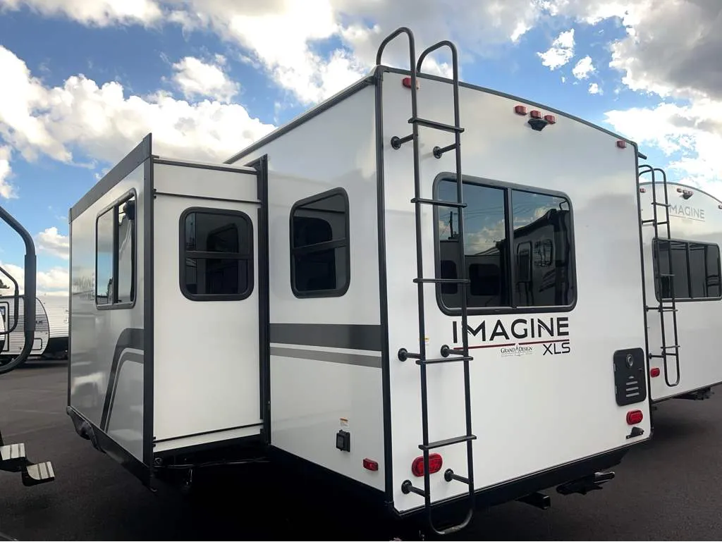 2026 Grand Design Imagine XLS 25RLE - Photo 4