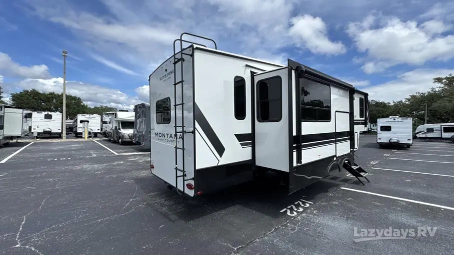 2026 Keystone Montana High Country 325RK - Photo 4