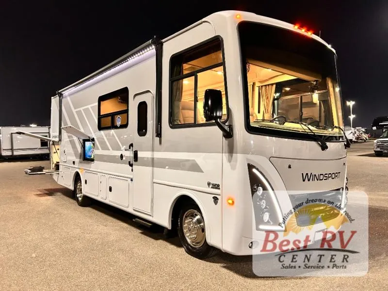 2026 Thor Motor Coach Windsport 29L - Photo 2