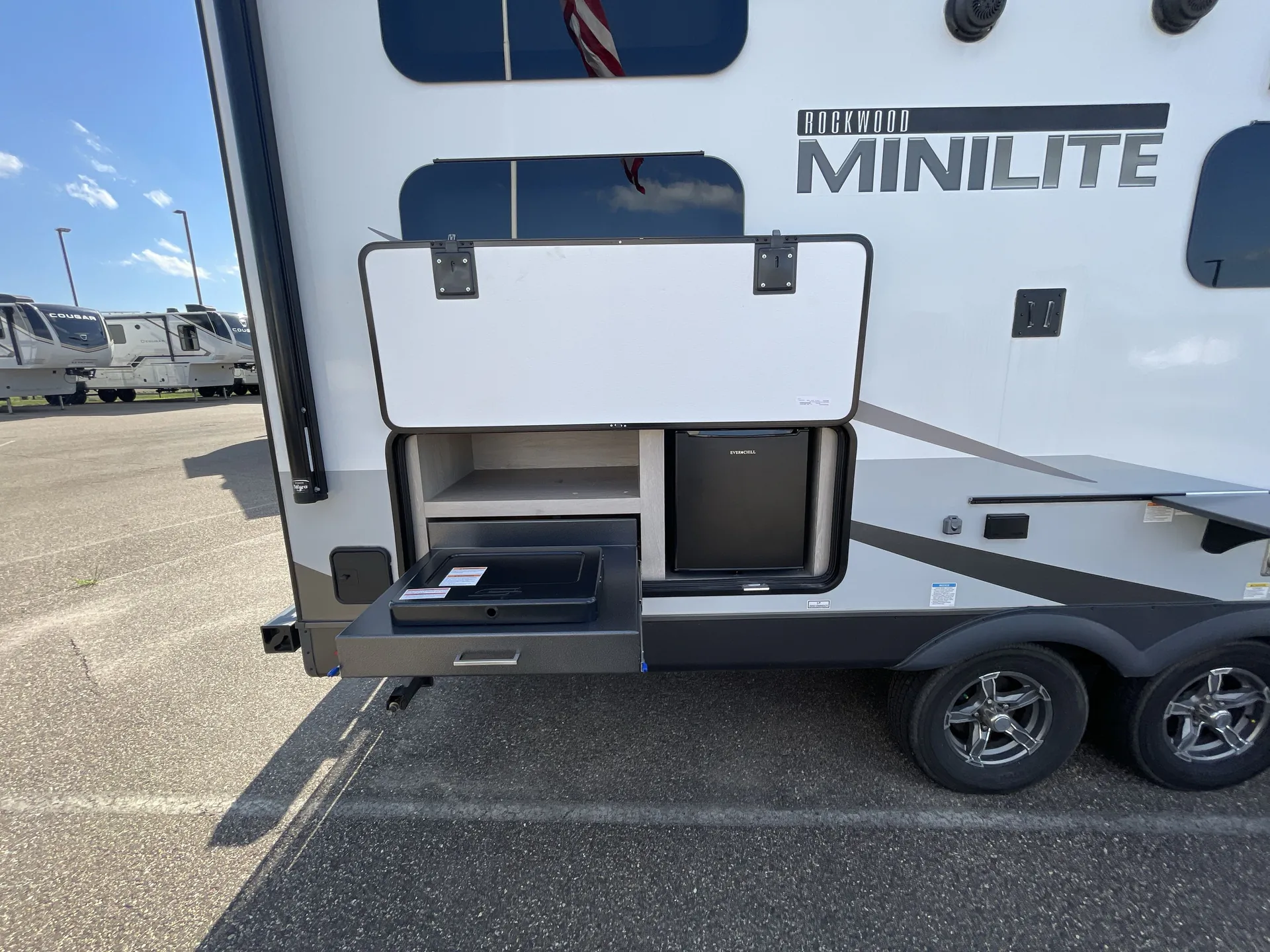 2023 Forest River Rockwood Mini Lite 2509S — living area main