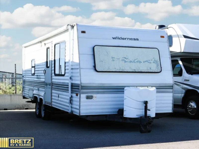 1995 Fleetwood RV Wilderness Used    26 - Main photo