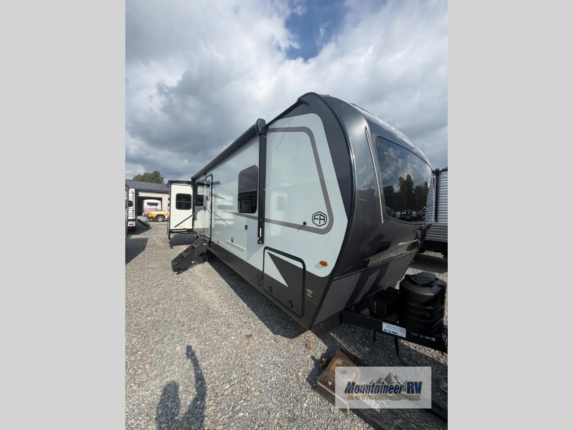 2027 Forest River Rockwood Ultra Lite 2921RL - Photo 2