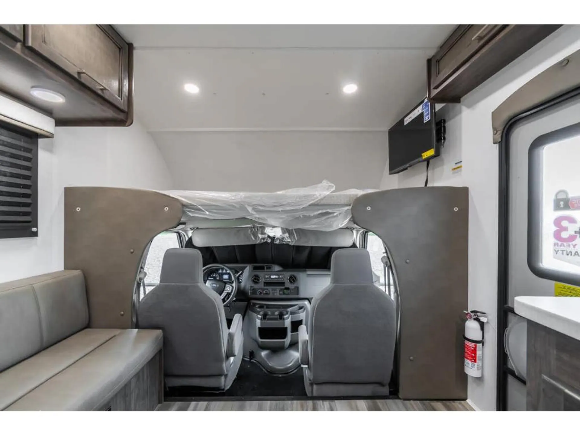 2026 Entegra Coach Odyssey SE 22TF - Photo 4