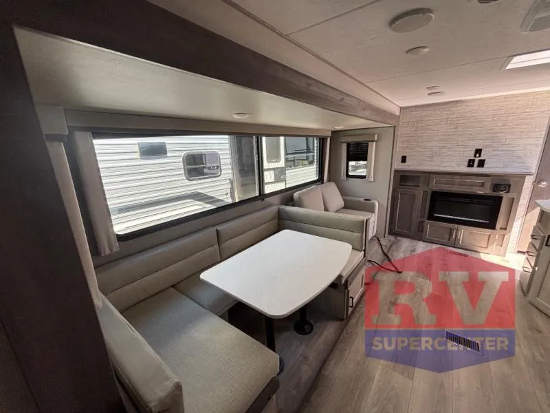2026 Coachmen Catalina Legacy Edition 293QBCK - Photo 4