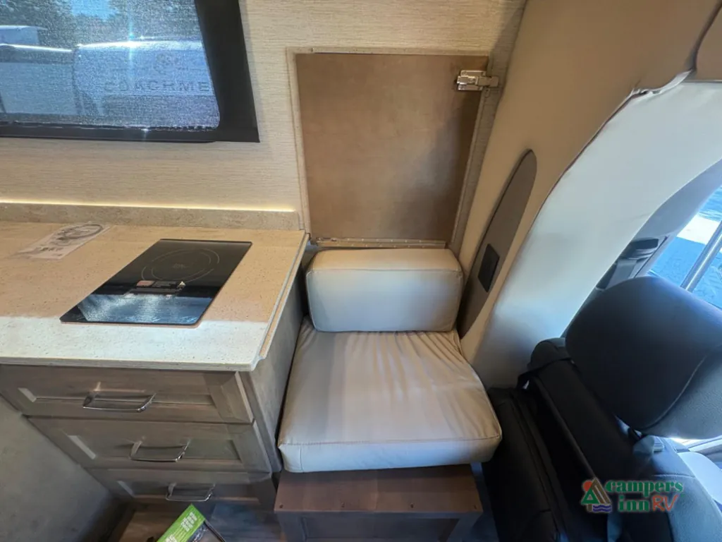 2024 Tiffin Wayfarer 25 RLW, Photos photo 21