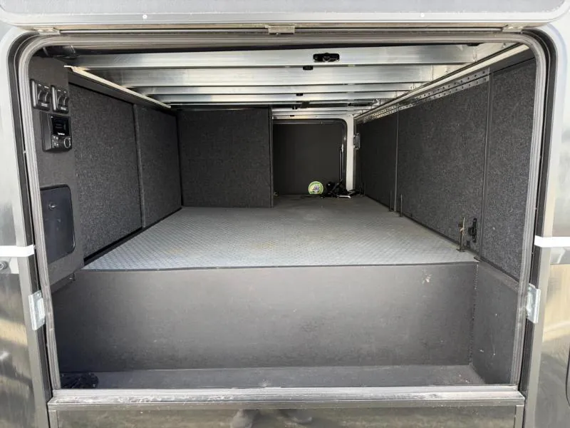 2025 Brinkley Model G 3950, Photos photo 17