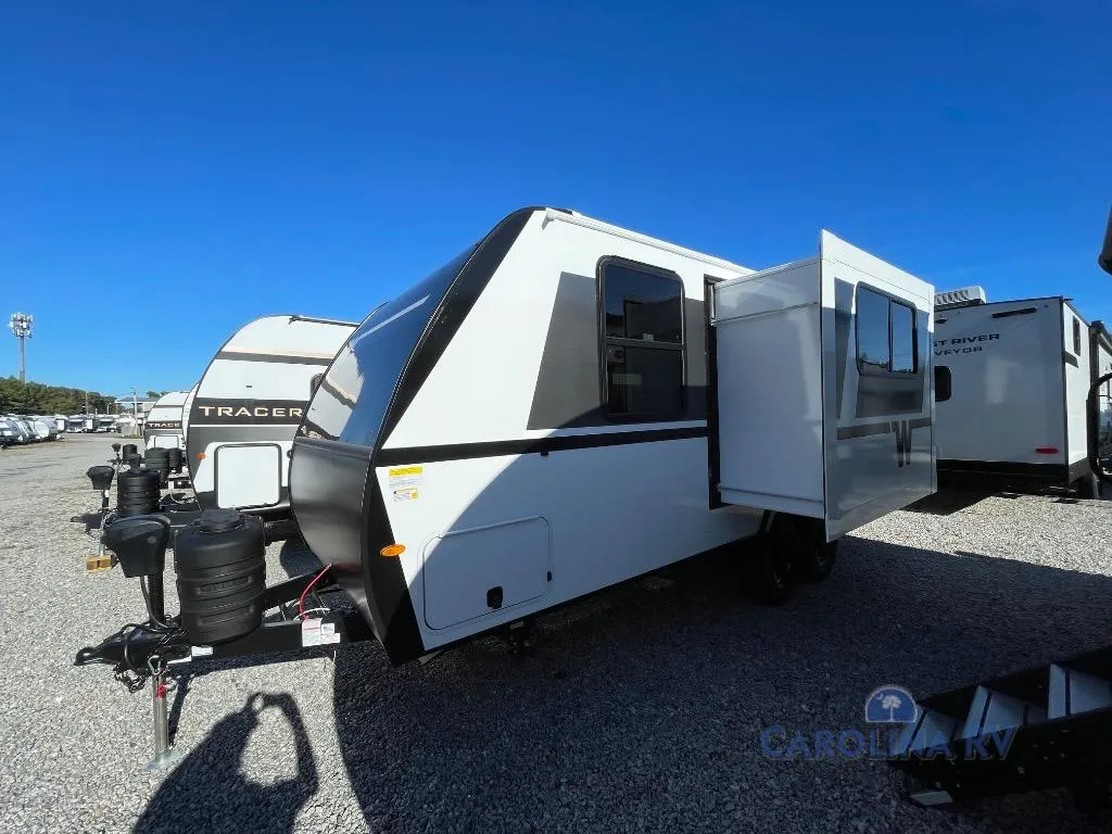 2026 Winnebago Micro Minnie 2108DS - Photo 4