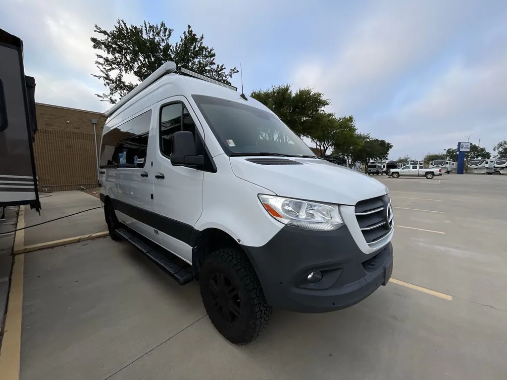 2024 Thor Motor Coach Tranquility Transit 19PT - Photo 2