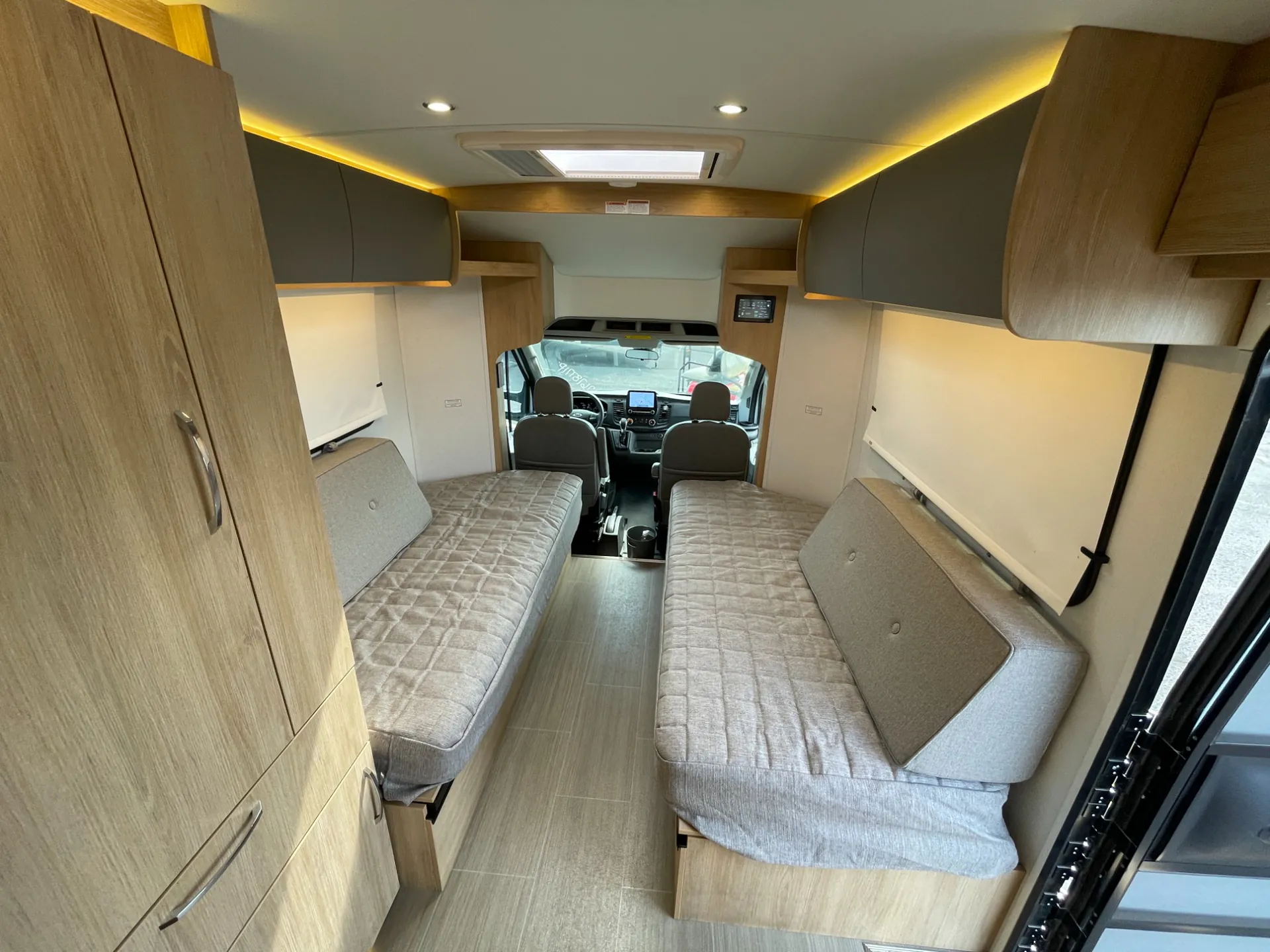 2021 Leisure Travel Wonder W24FTB - Photo 2