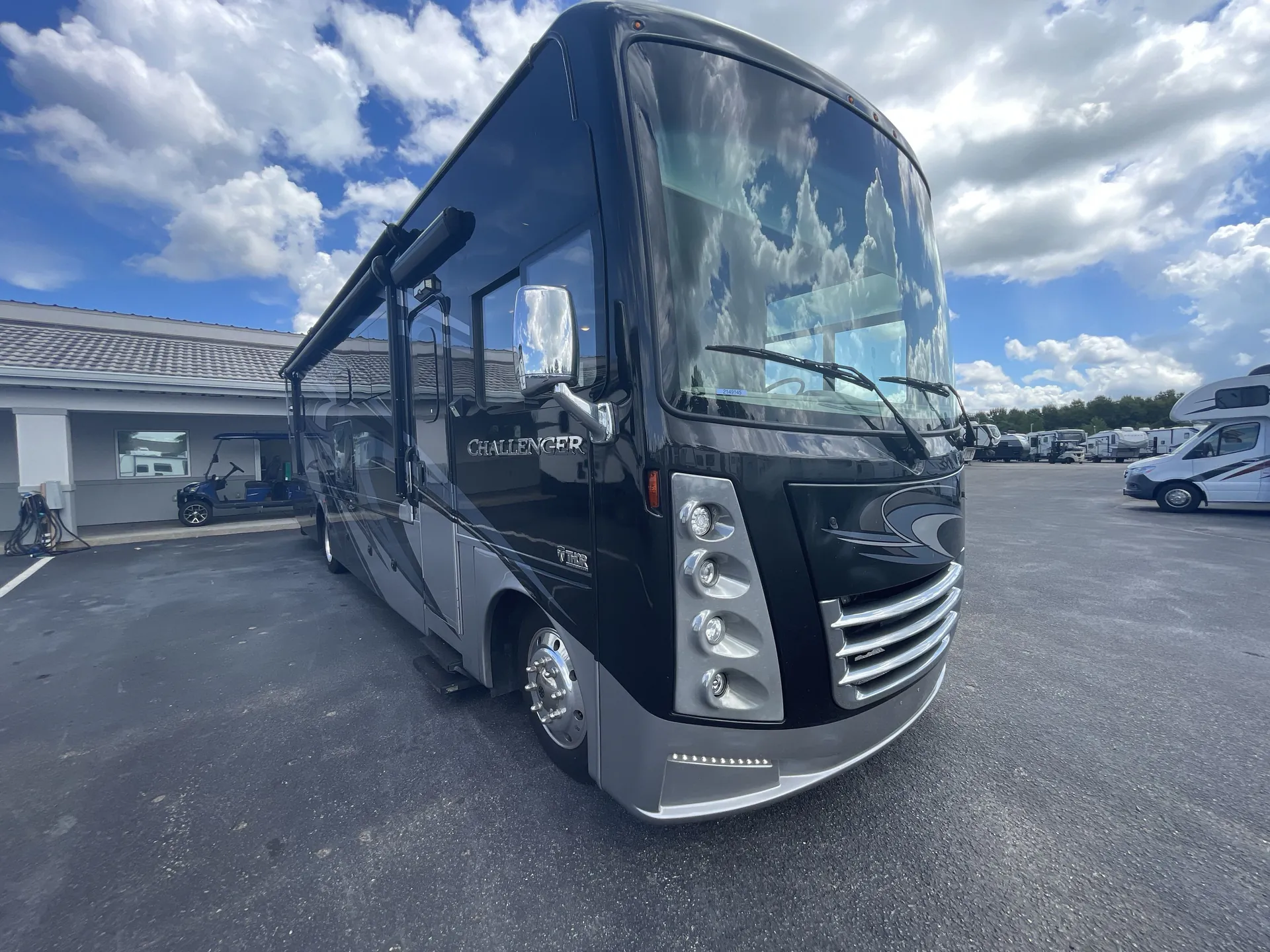 2020 Thor Motor Coach Challenger 35MQ - Photo 2