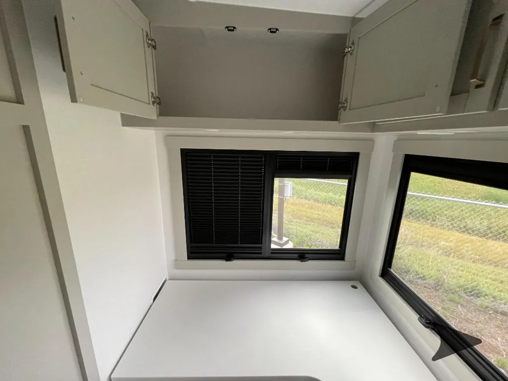 2026 Brinkley Model Z 3515, Photos photo 24