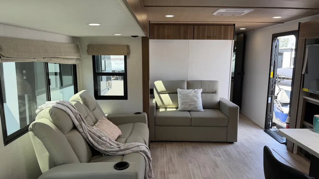 2026 Forest River Vibe 3400XL, Photos photo 9