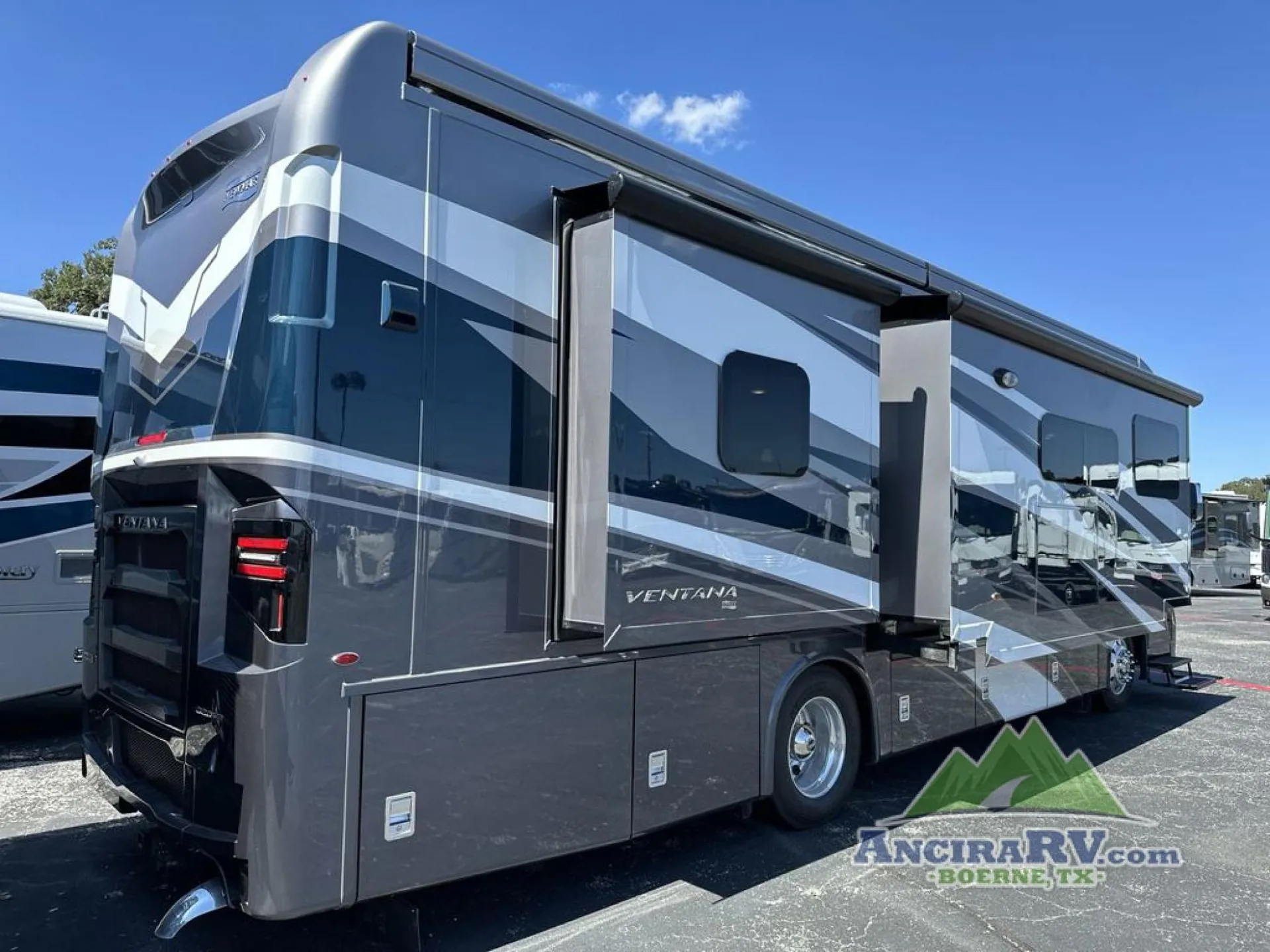 2026 Newmar Ventana 3512 - Photo 3