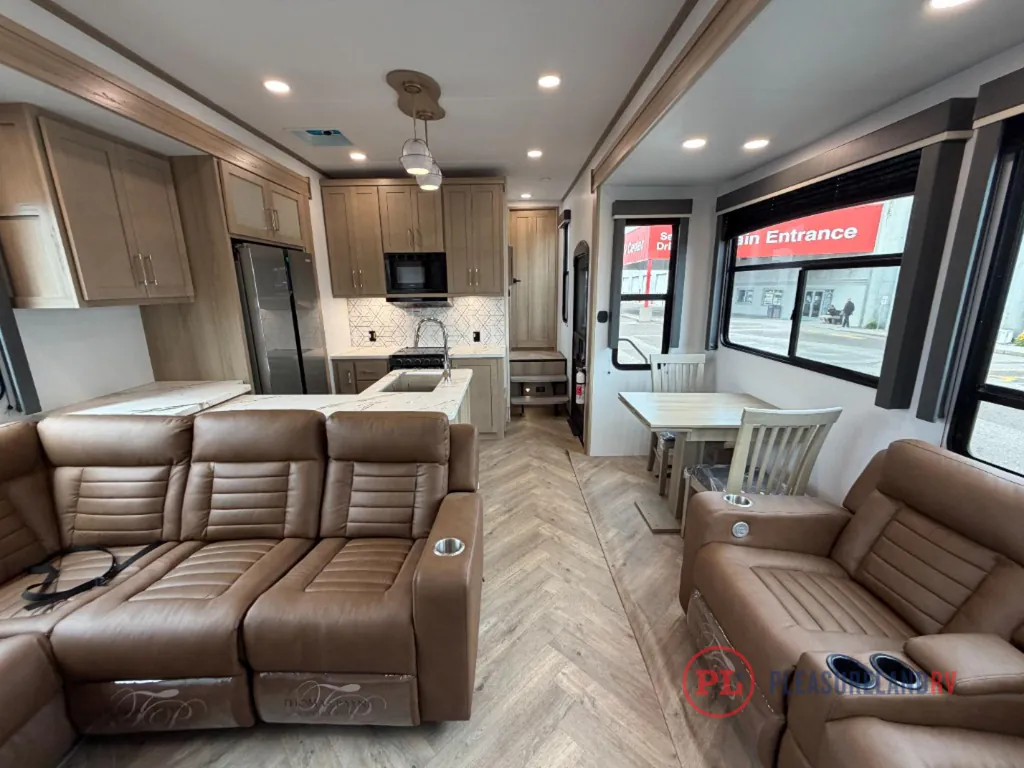 2026 Keystone Raptor 420, Photos photo 14