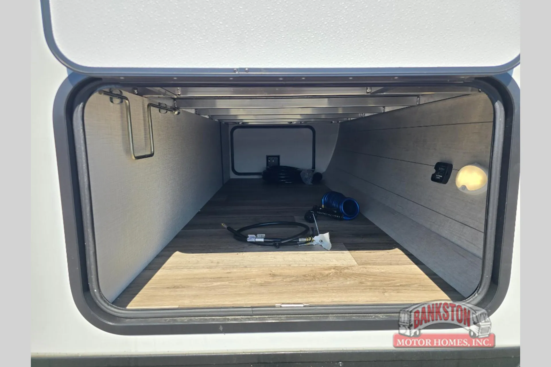 2026 Venture RV SportTrek ST327VIK - Photo 4