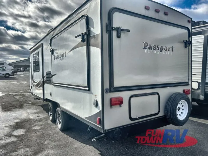 2018 Keystone RV Passport 217EXP - Photo 4