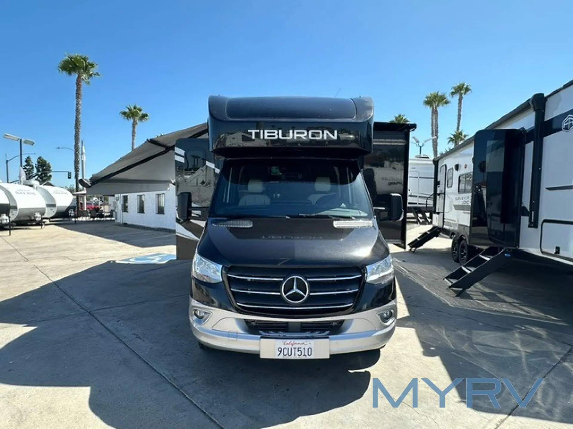 2023 Thor Motor Coach Tiburon 24FB - Photo 2