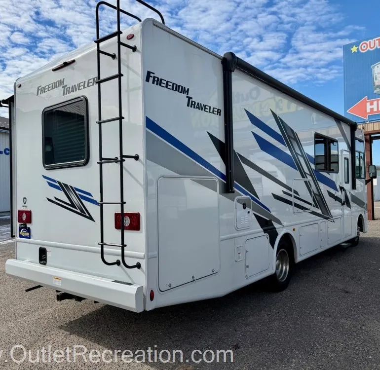 2024 Thor Motor Coach Freedom Traveler A29 - Photo 3