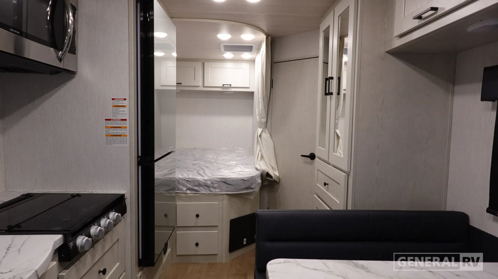 2027 NeXus RV Triumph Sport 23TS - Photo 3