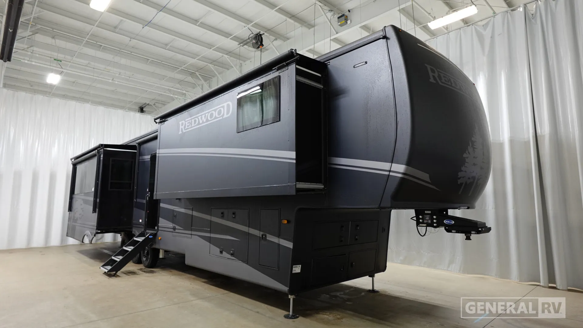 2026 Crossroads RV Redwood 412GK - Photo 2