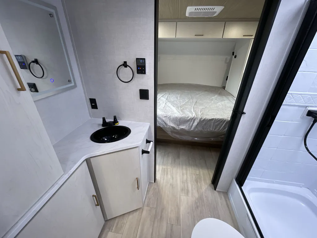 2026 Forest River Vibe Extreme Lite 2400RB, Photos photo 18