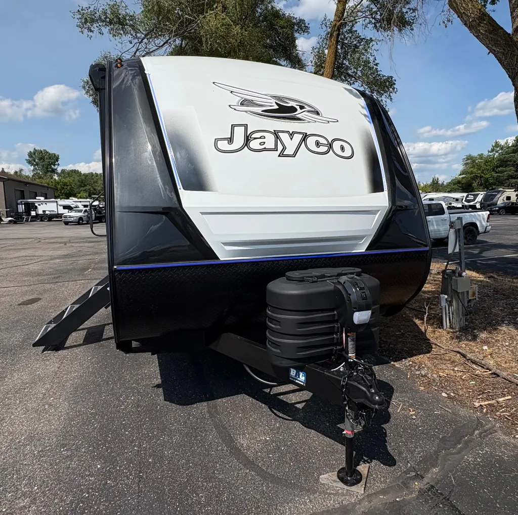 2027 Jayco Jay Feather 23MBD - Photo 3