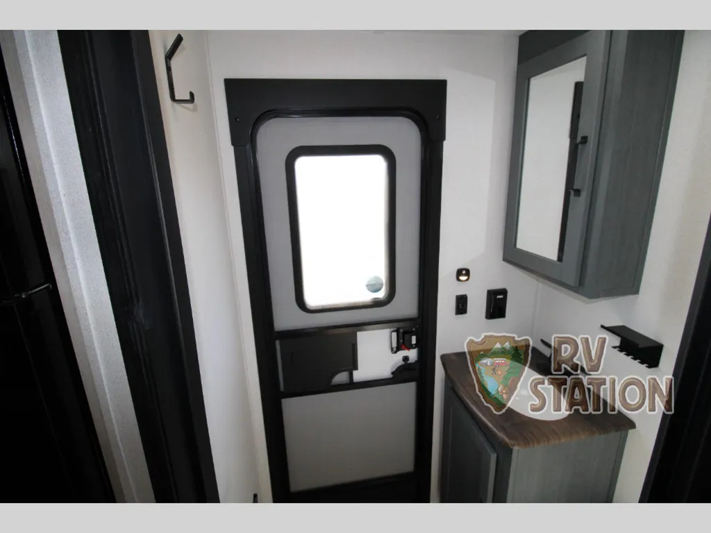 2027 Forest River Puma 32BHQS, Photos photo 35