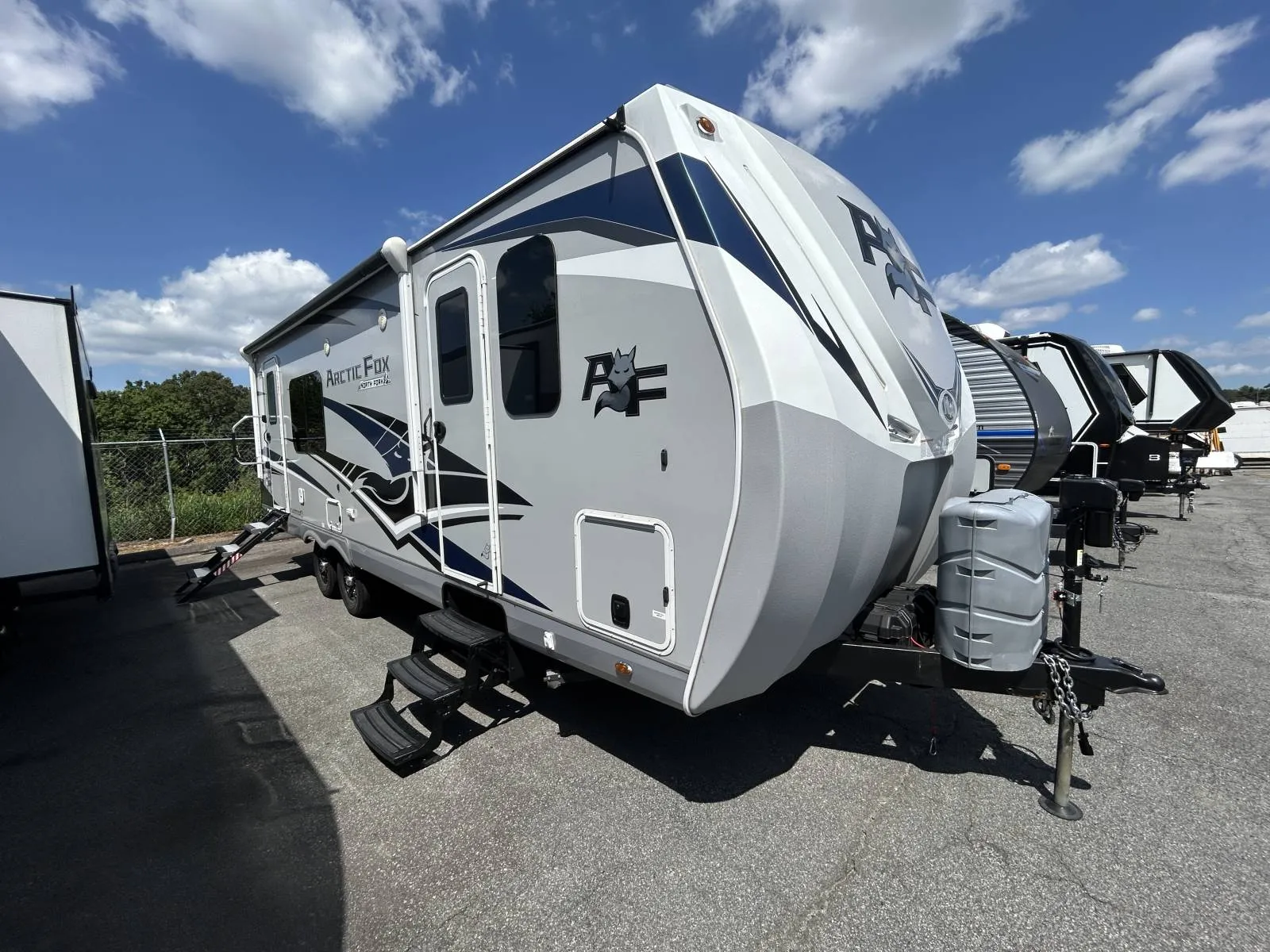 2024 Arctic Fox NORTH FORK 25W - Photo 2