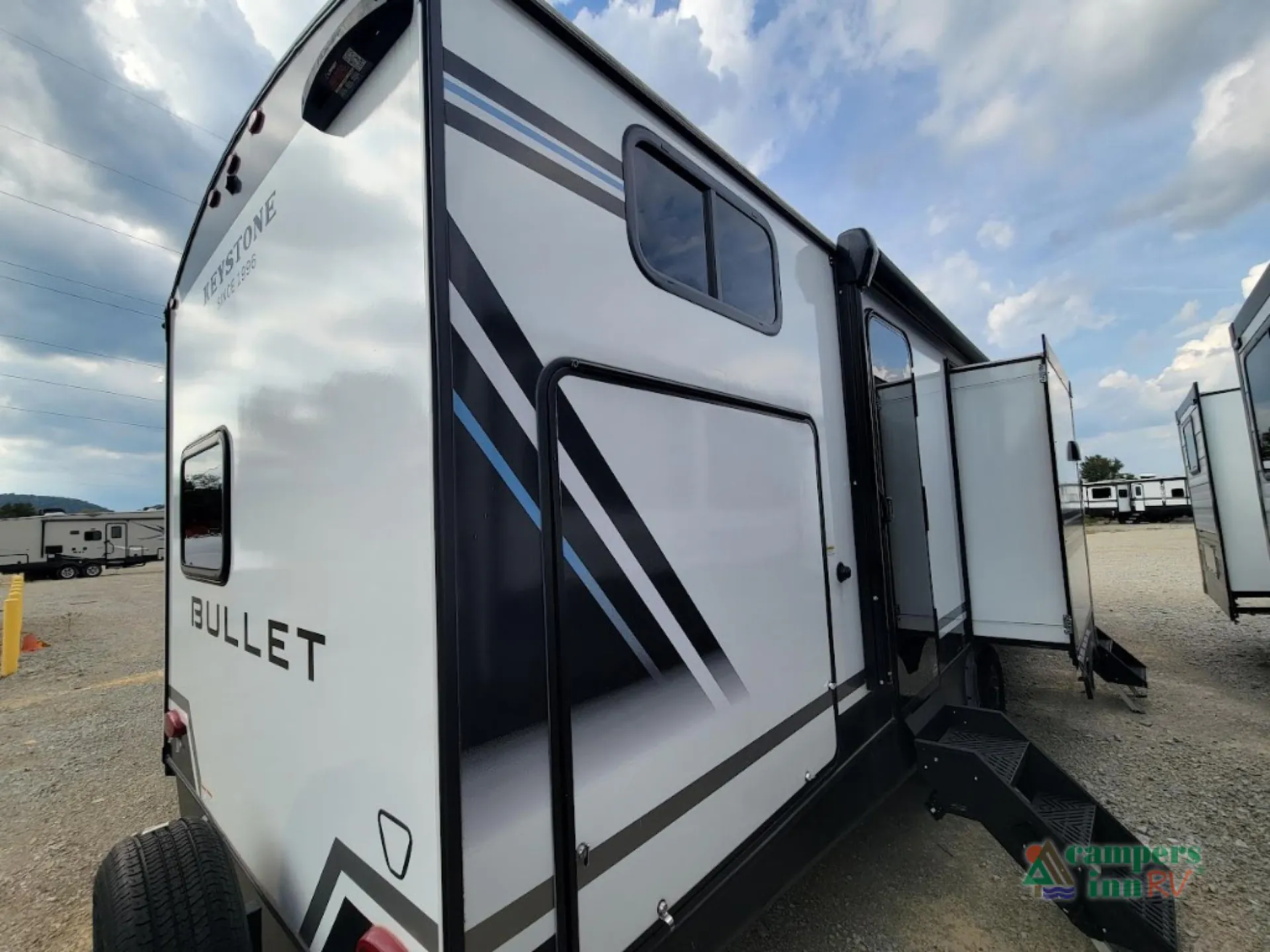2026 Keystone Bullet 330BKQ - Photo 4