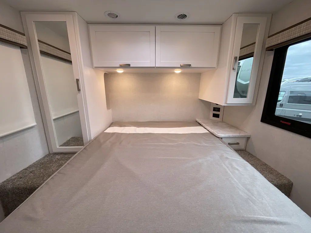 2026 Thor Motor Coach Freedom Elite 28HZ, Photos photo 17