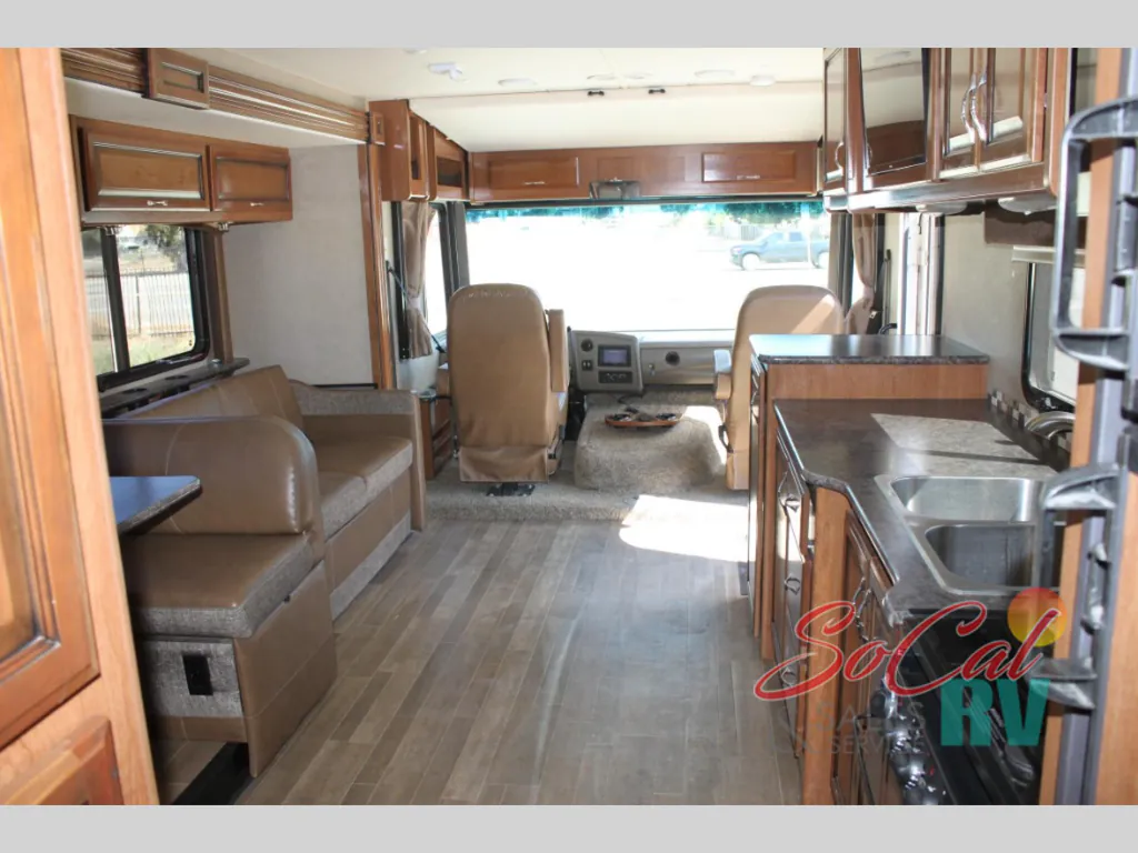 2018 Fleetwood Flair 31A, Photos photo 40