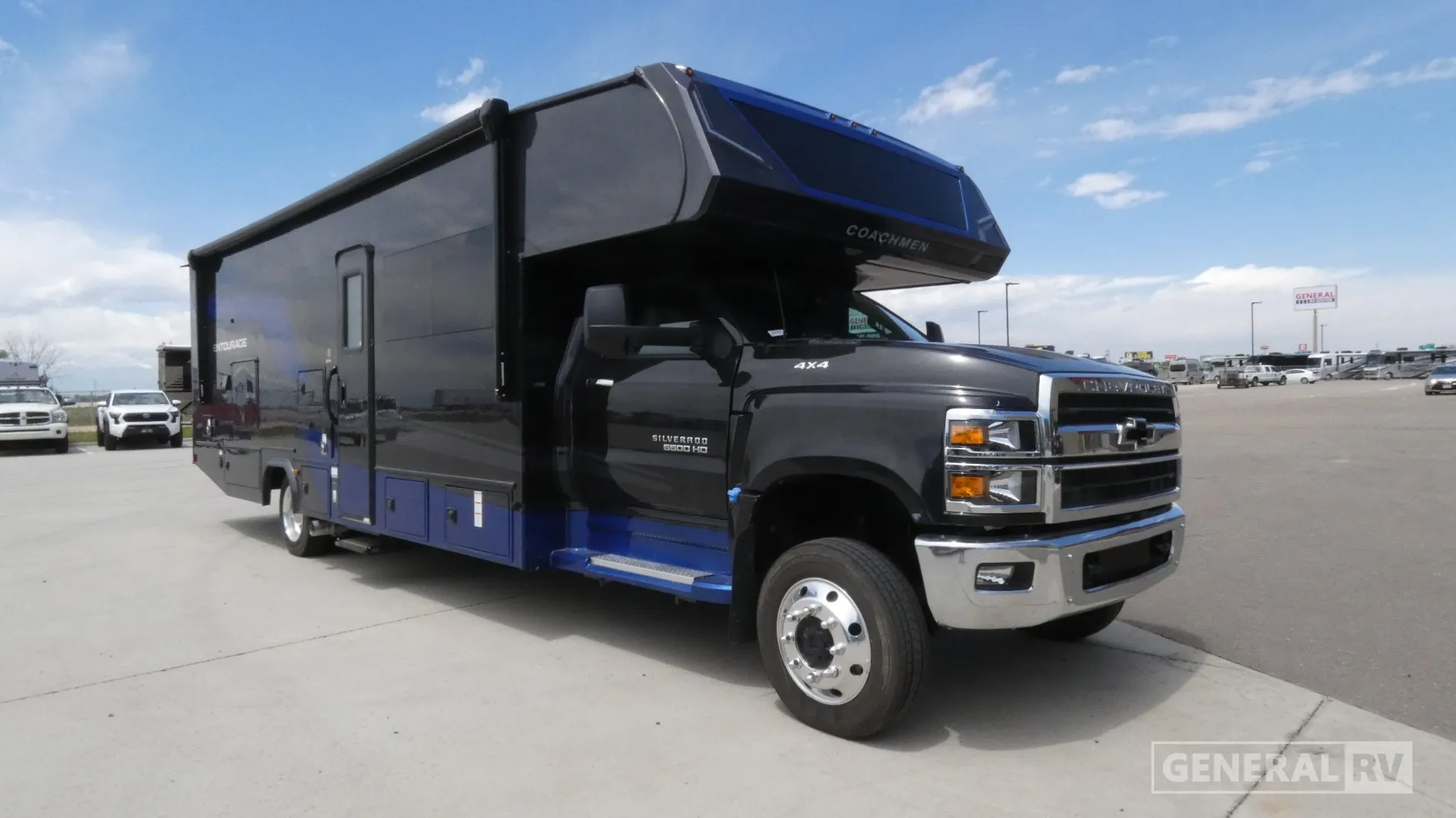 2026 Coachmen Entourage 330DS - Photo 2