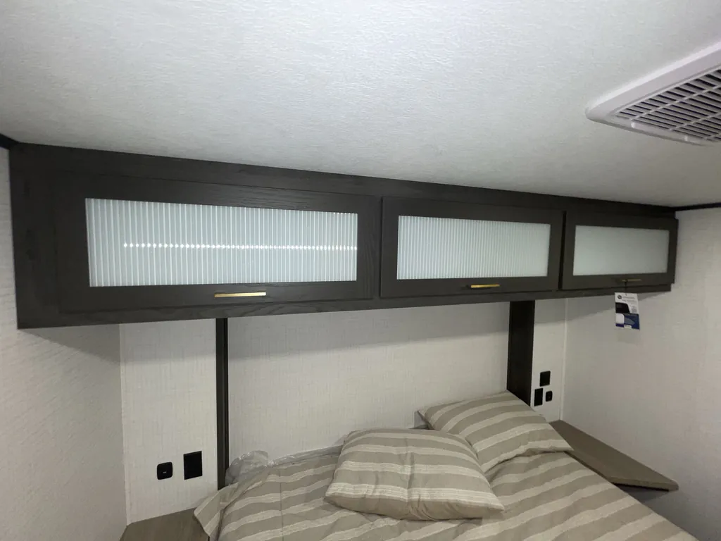2027 Forest River Nightfall 380N, Photos photo 16