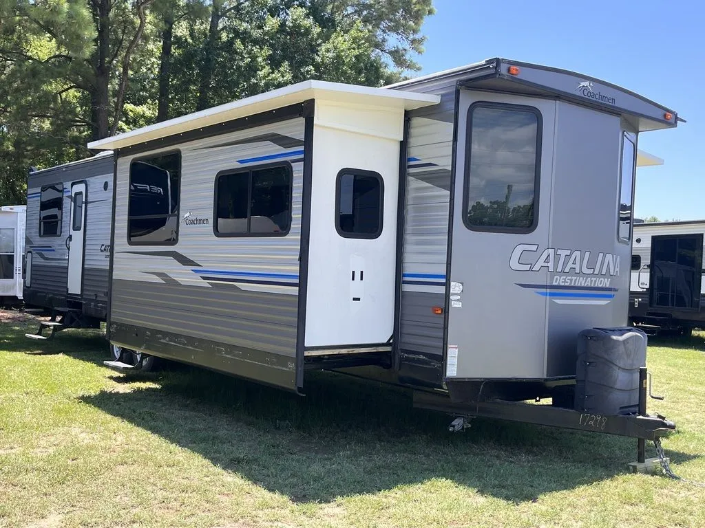 2003 Coachmen CASCADE 528RKS - Photo 2