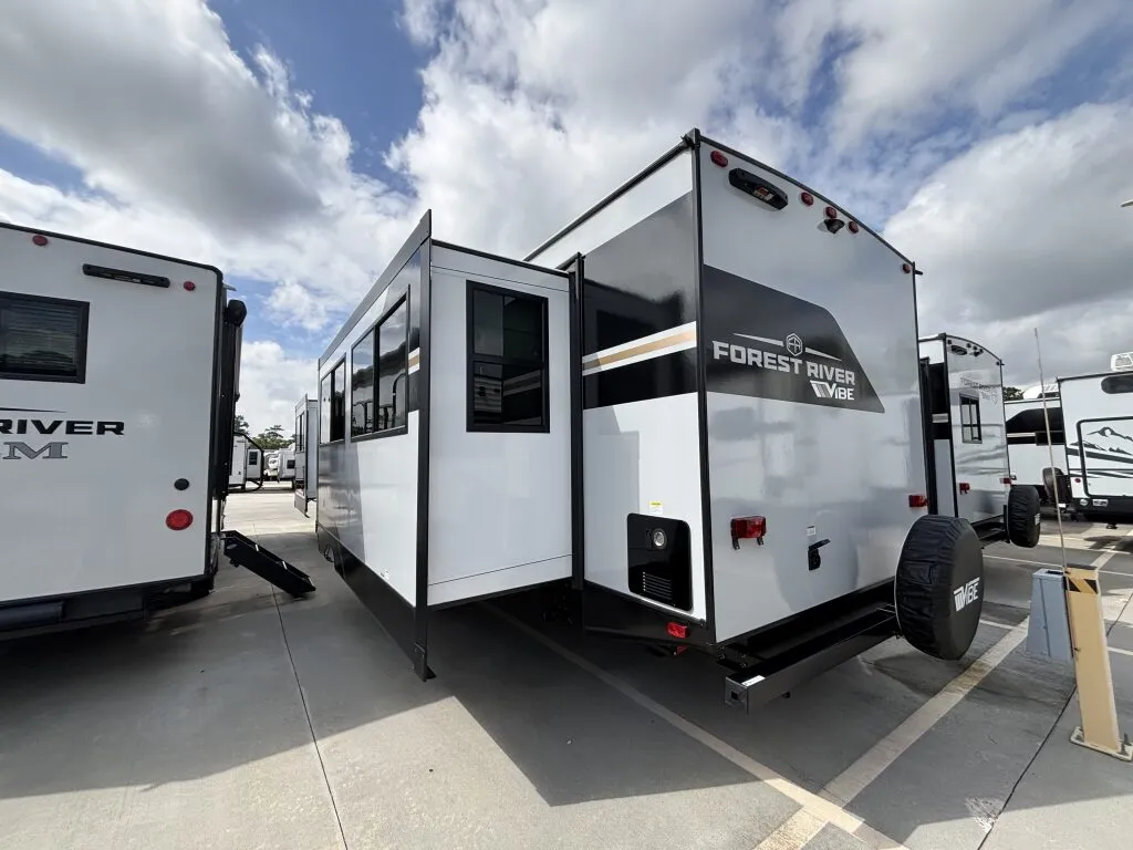 2026 Forest River Vibe 3400XL - Photo 4