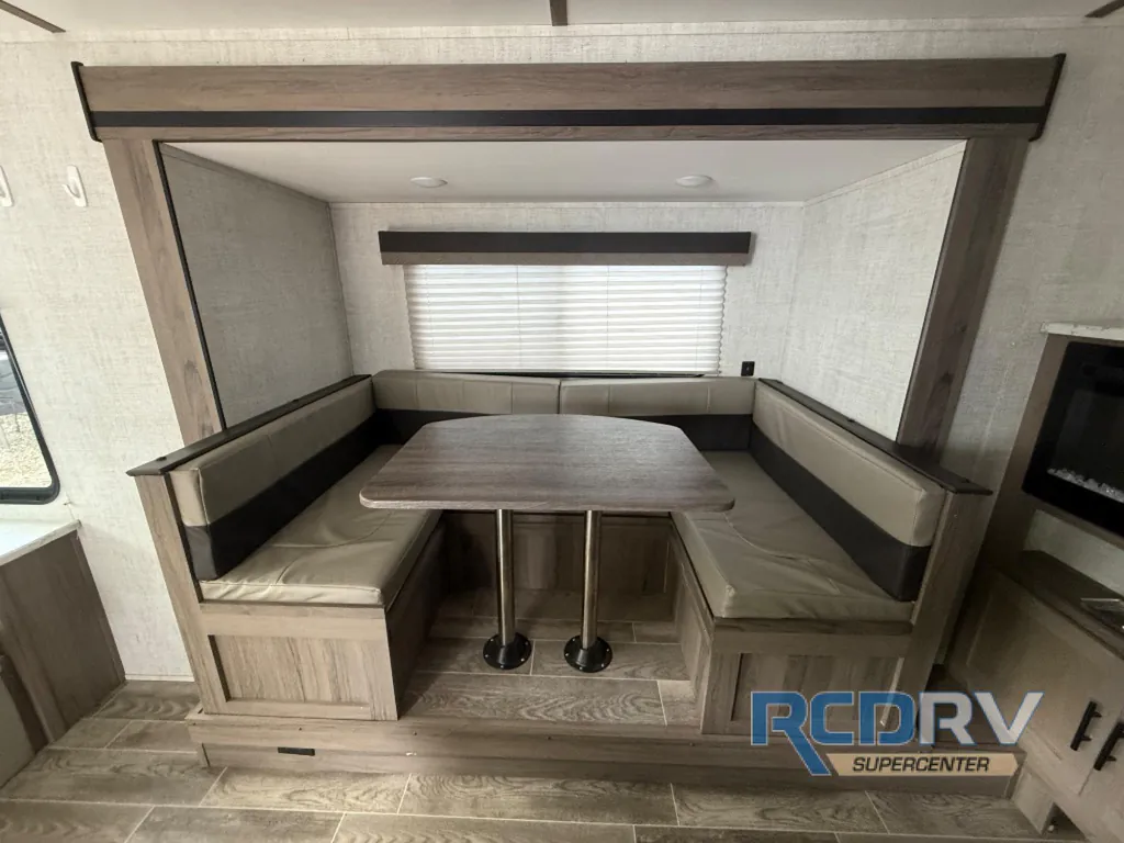 2022 Gulf Stream RV Kingsport Ultra Lite 24RLS, Photos photo 6