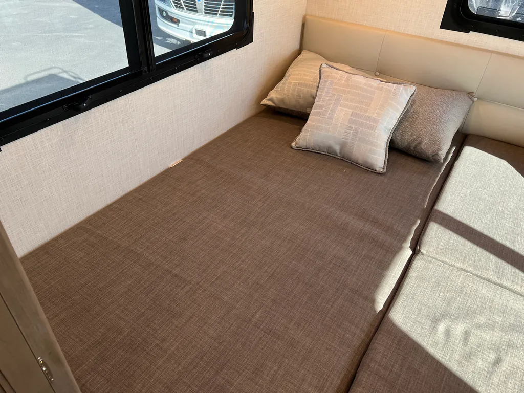 2026 Thor Motor Coach Axis 26.2, Photos photo 21