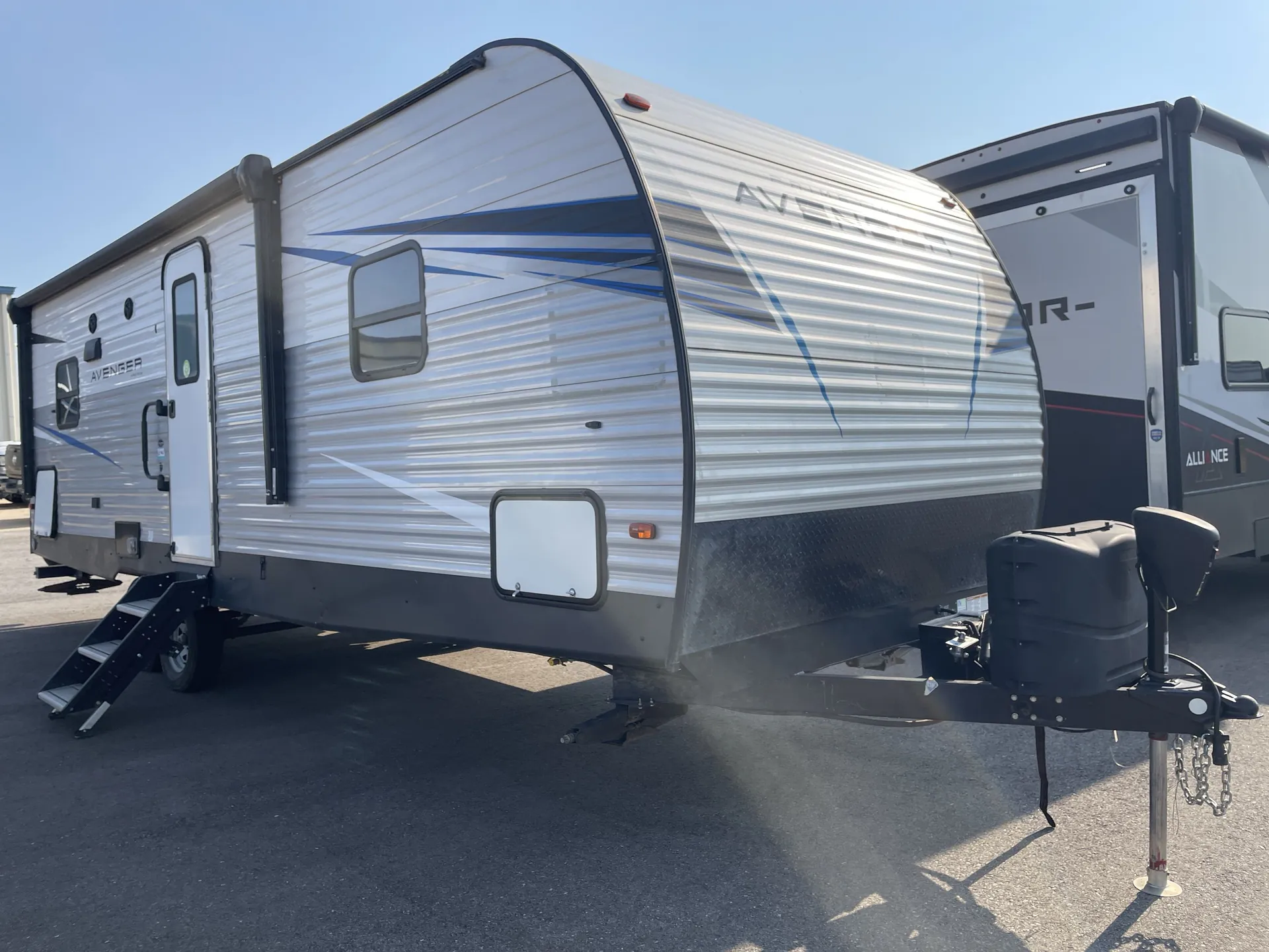 2021 Prime Time Avenger 24RLS - Photo 2