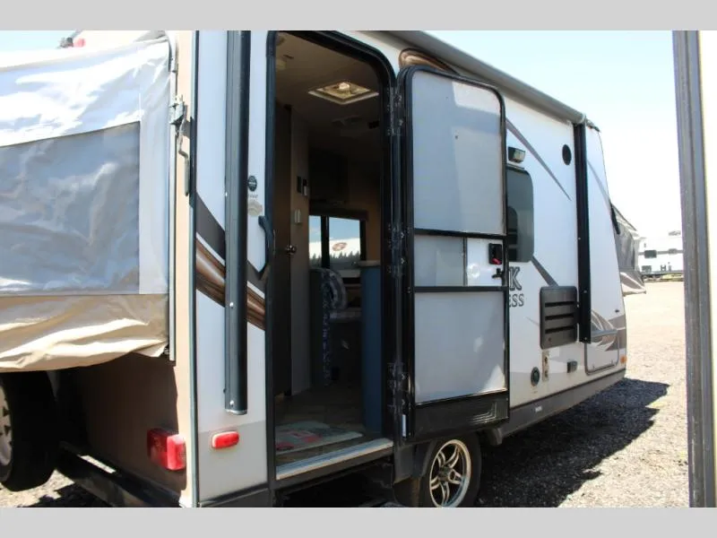2014 Dutchmen RV Kodiak 166E - Photo 3