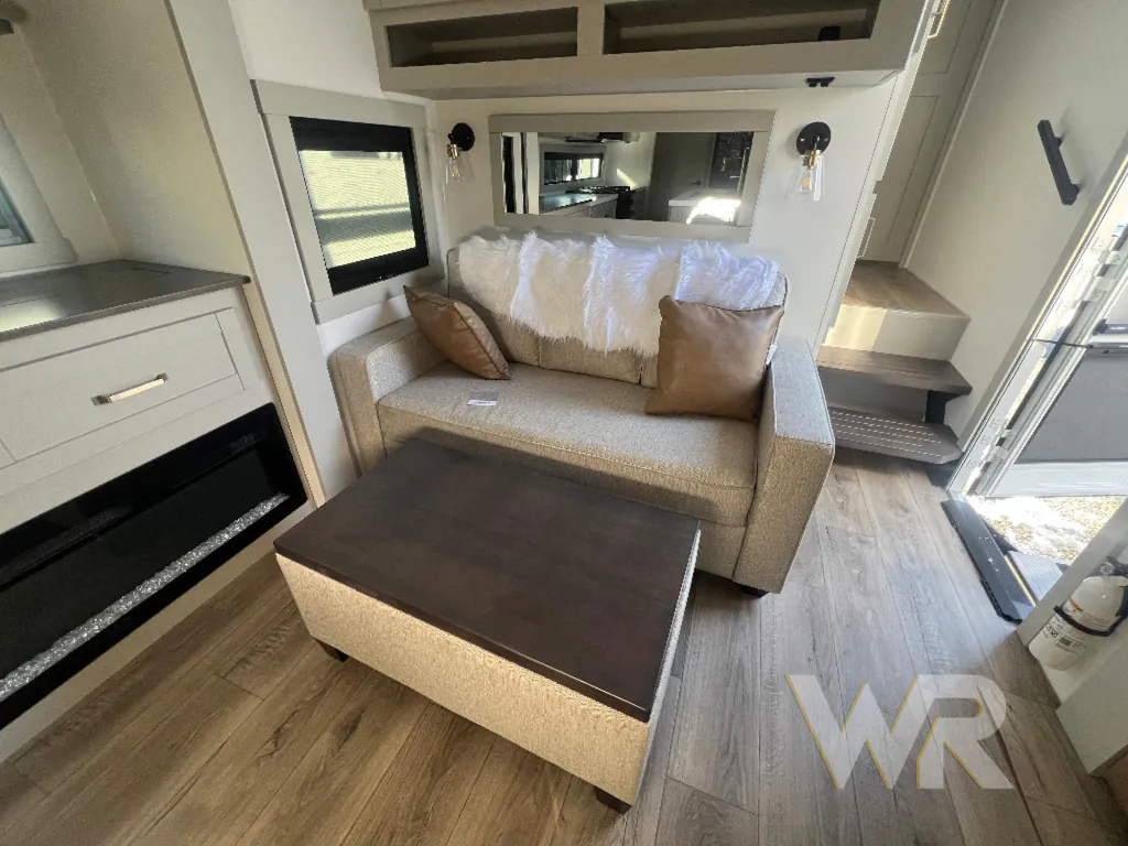 2026 Brinkley Model Z 3420, Photos photo 19