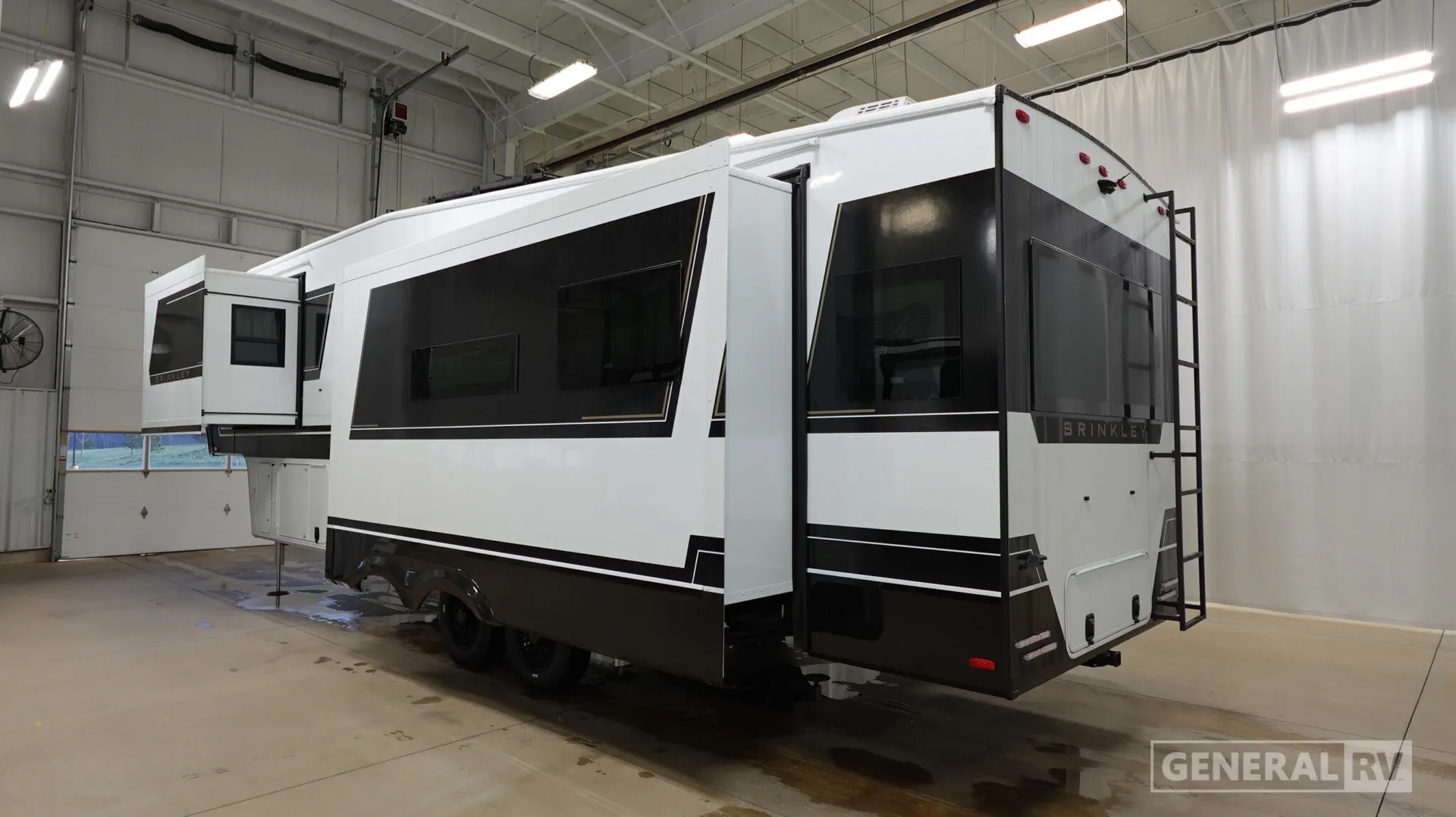 2026 Brinkley Model Z 3100 - Photo 4