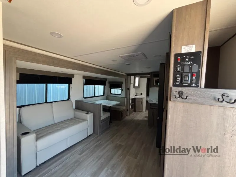 2026 Grand Design Transcend 305BHT - Photo 4