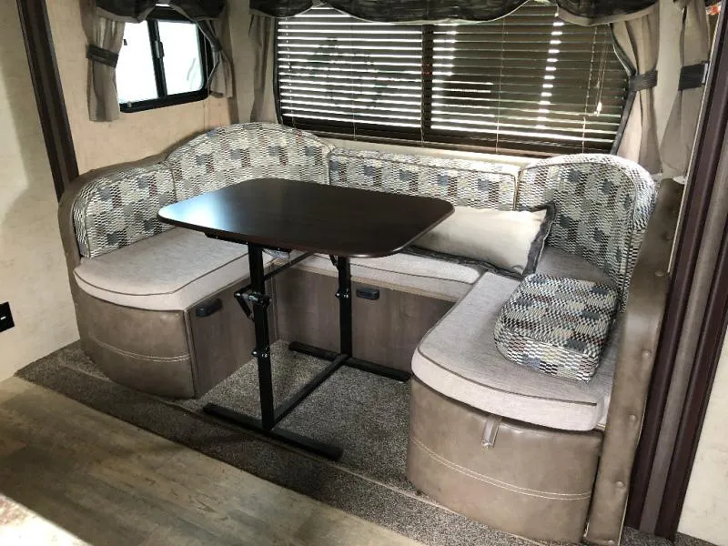 2017 Forest River RV Surveyor 245BHS - Photo 4