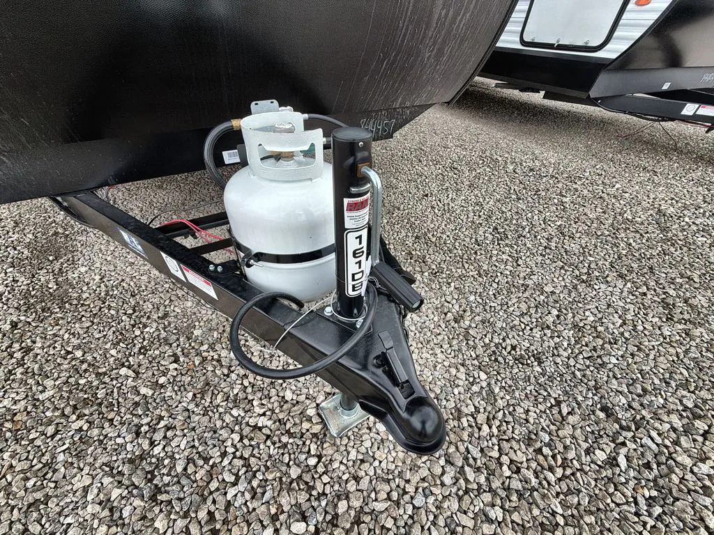 2026 Grand Design Transcend One 161DB - Photo 3