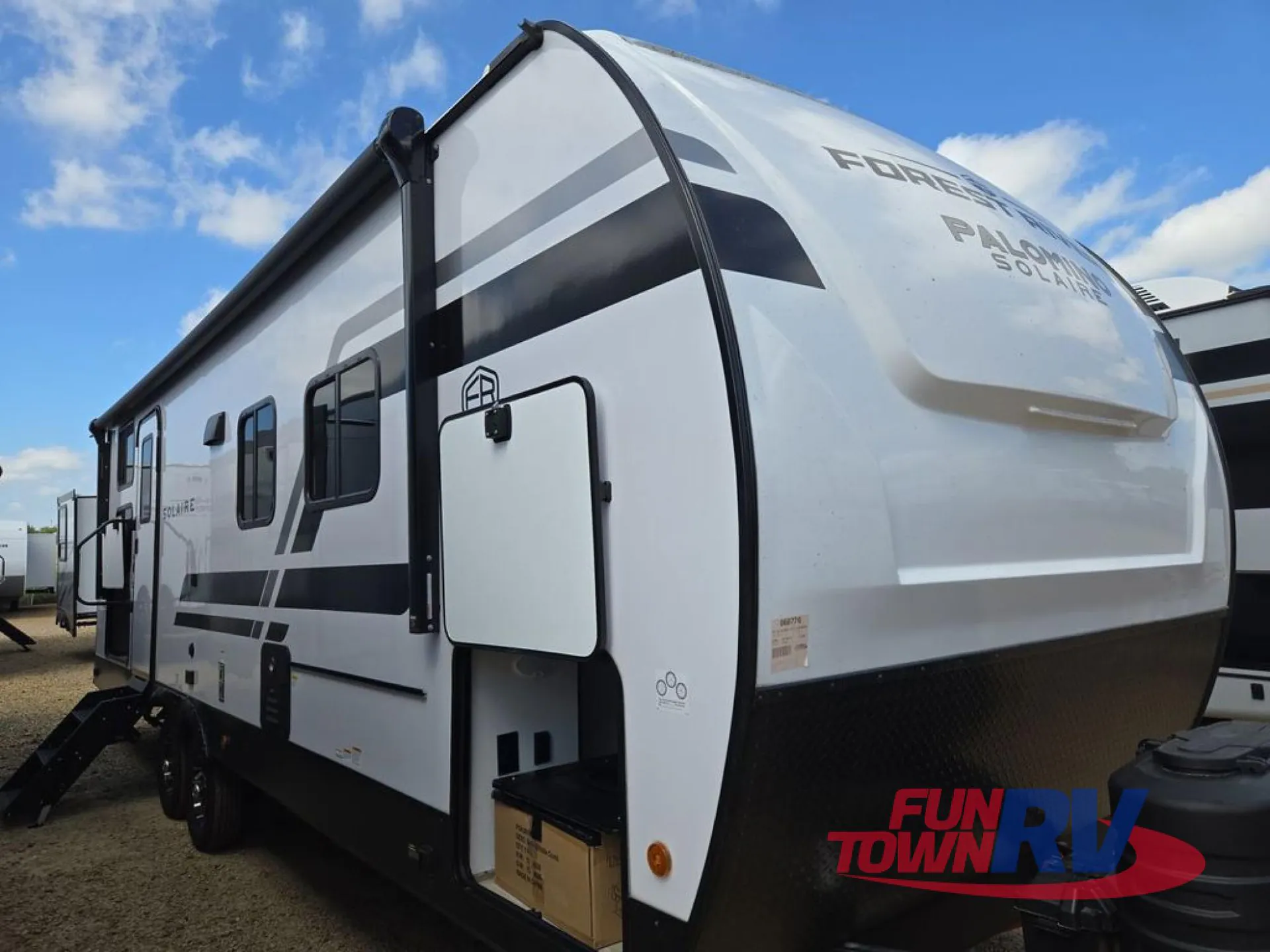 2026 Forest River Solaire 2430BHS dealer photo 1 from Fun Town RV