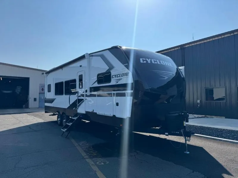 2026 Heartland Cyclone New    2615 - Photo 3