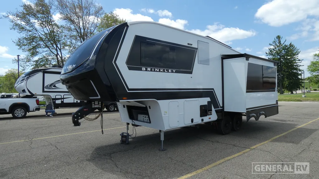 2025 Brinkley Model Z 2670, Photos photo 5