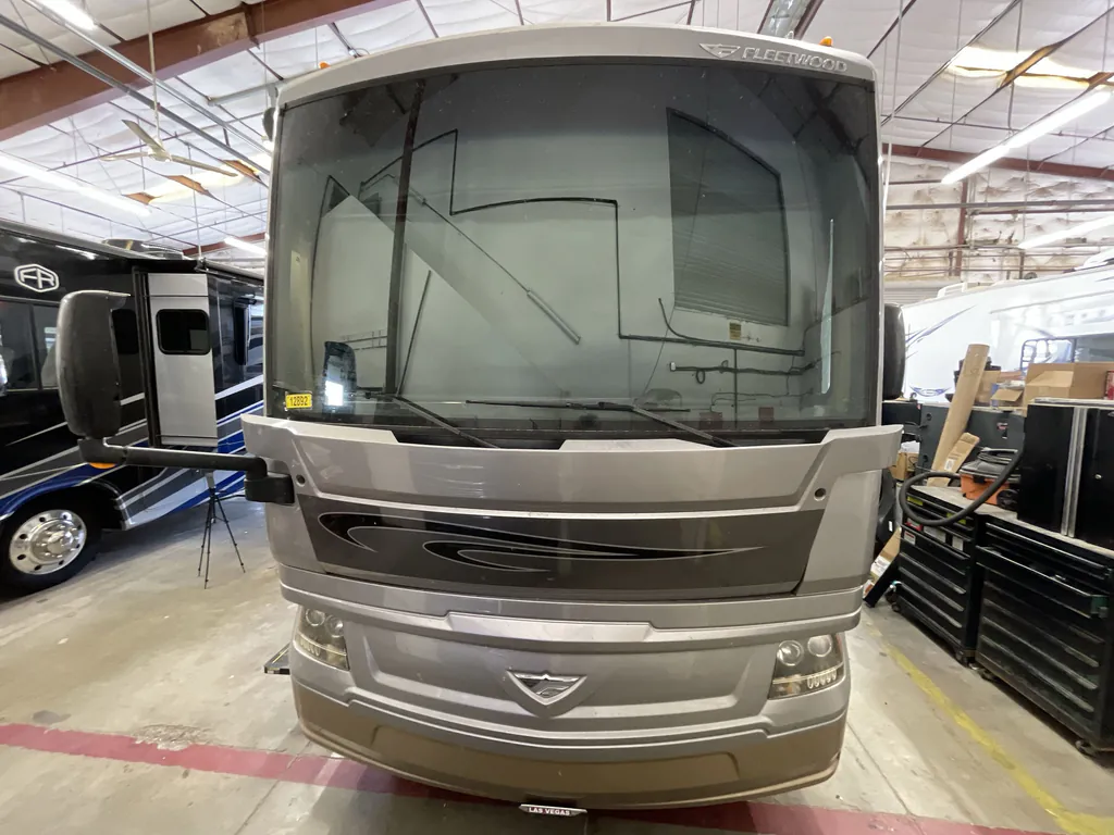 2018 Fleetwood Pace Arrow LXE 38K, Photos photo 4