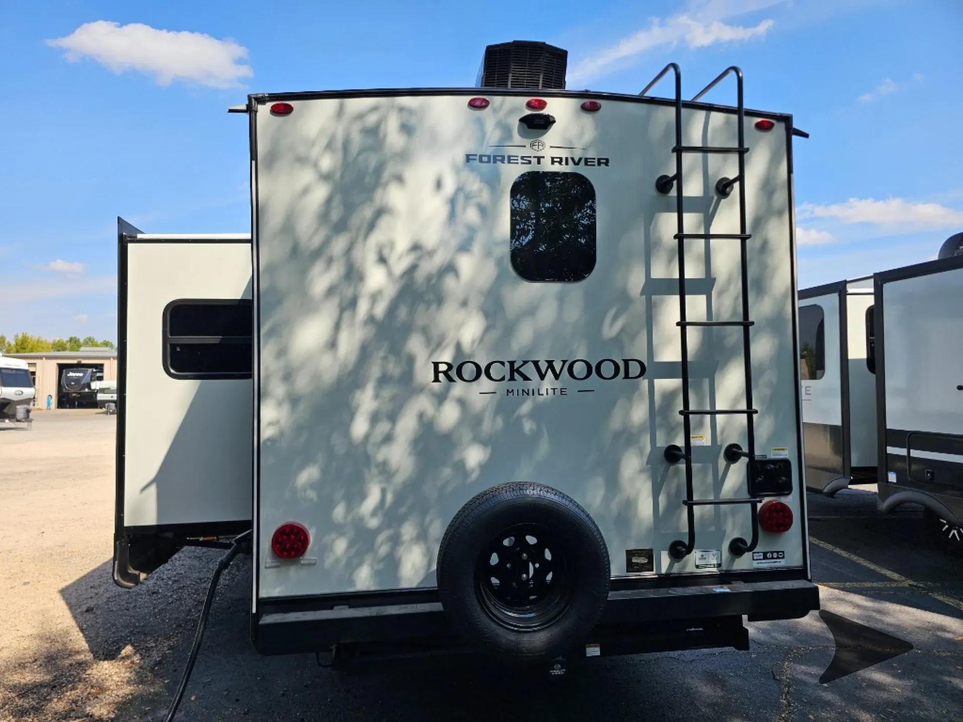 2027 Forest River Rockwood Mini Lite 2523MBR — Photo 7